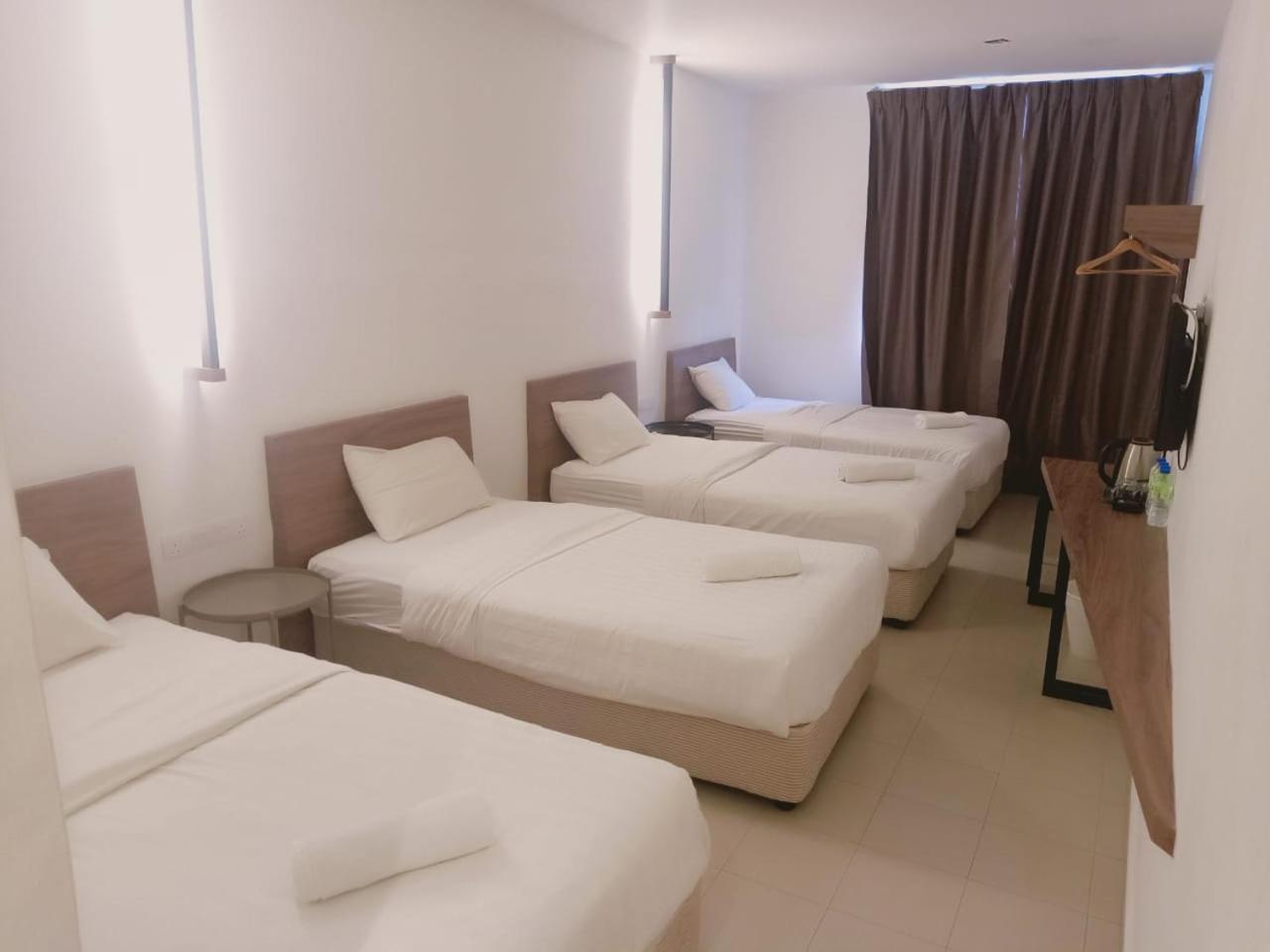 ที โฮเต็ล อังเกริก Hotel อลอร์สตาร์ ภายนอก รูปภาพ