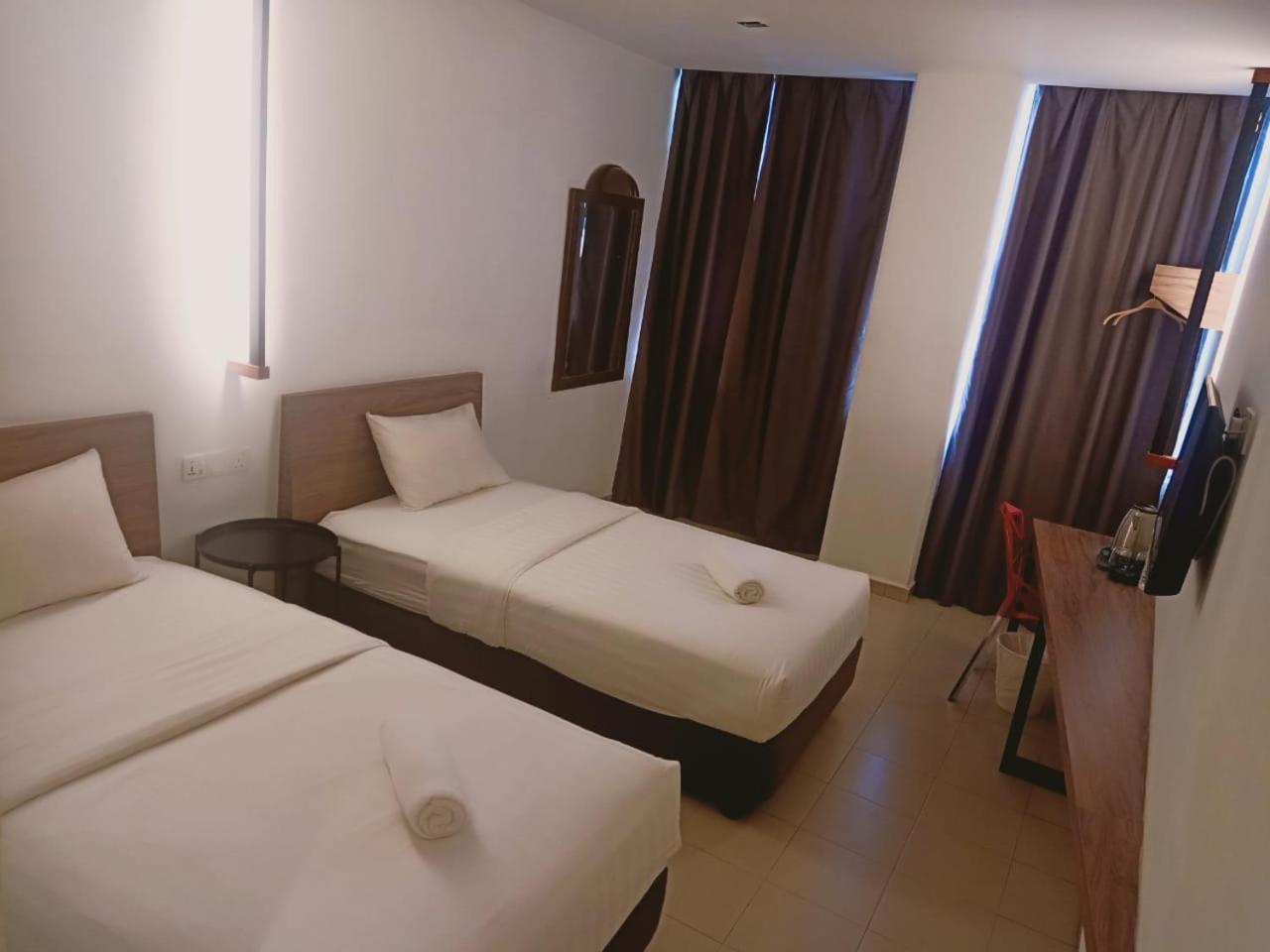 ที โฮเต็ล อังเกริก Hotel อลอร์สตาร์ ภายนอก รูปภาพ