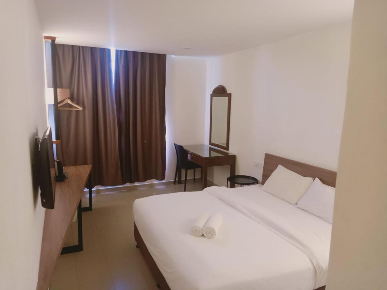 ที โฮเต็ล อังเกริก Hotel อลอร์สตาร์ ภายนอก รูปภาพ