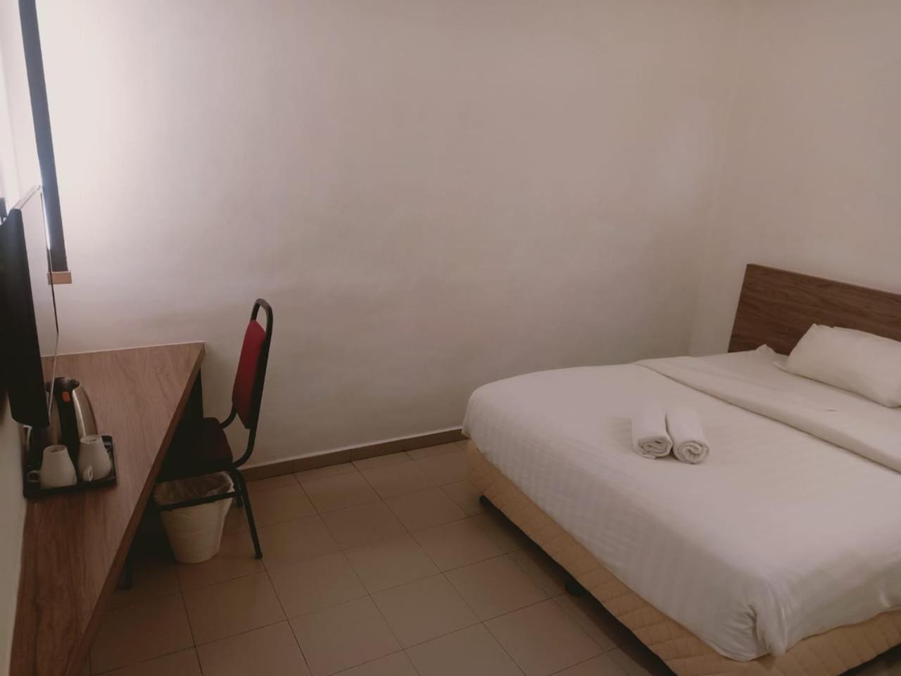 ที โฮเต็ล อังเกริก Hotel อลอร์สตาร์ ภายนอก รูปภาพ