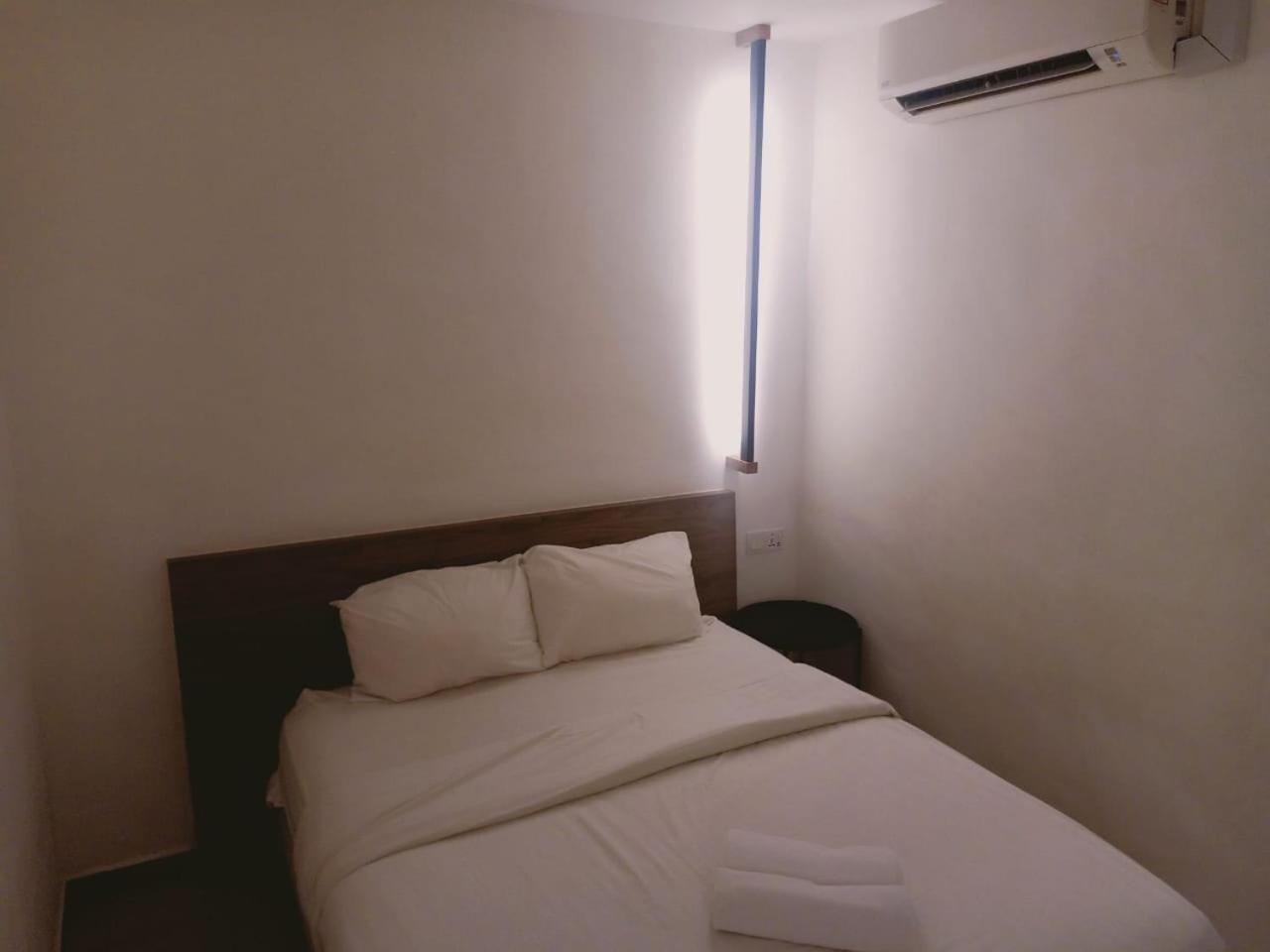 ที โฮเต็ล อังเกริก Hotel อลอร์สตาร์ ภายนอก รูปภาพ